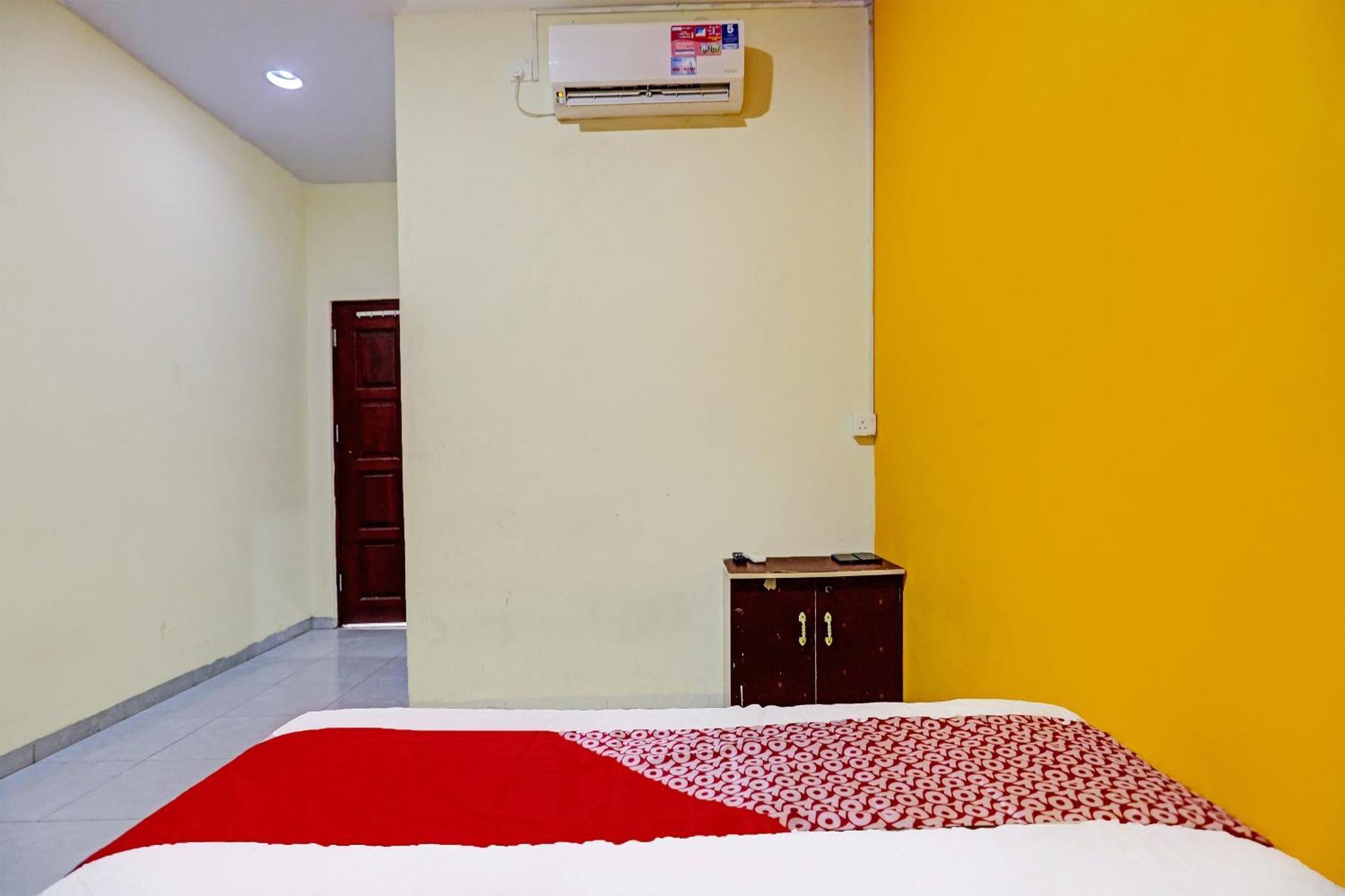 Oyo 92322 Hasan House Syariahnearpelabuhan Feri Harbor Bay 나고야 외부 사진